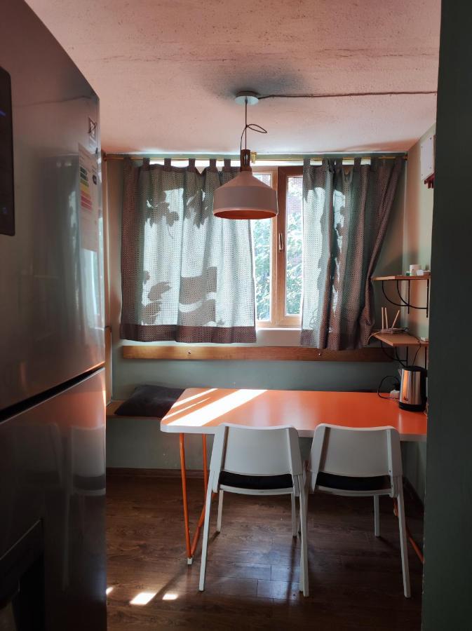 Shared Flat In An Artists District Pikris Gora Apartment Tbilisi ภายนอก รูปภาพ